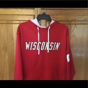 Men’s hooded Wisconsin pullover! NWOT